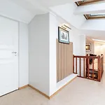 Appartement 2-story, 3-bedroom Penthouse, Sauna, Free Parking *