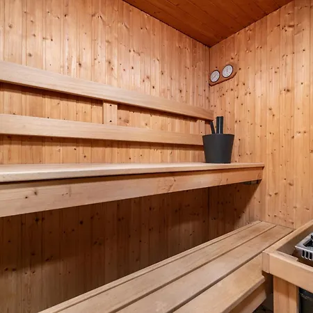 2-story, 3-bedroom Penthouse, Sauna, Free Parking Апартаменты Таллин