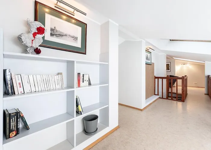 Apartament 2-story, 3-bedroom Penthouse, Sauna, Free Parking *