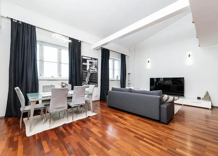 2-story, 3-bedroom Penthouse, Sauna, Free Parking * Tallin