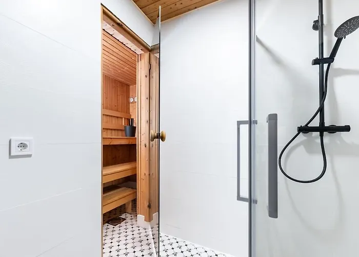 2-story, 3-bedroom Penthouse, Sauna, Free Parking Tallinn