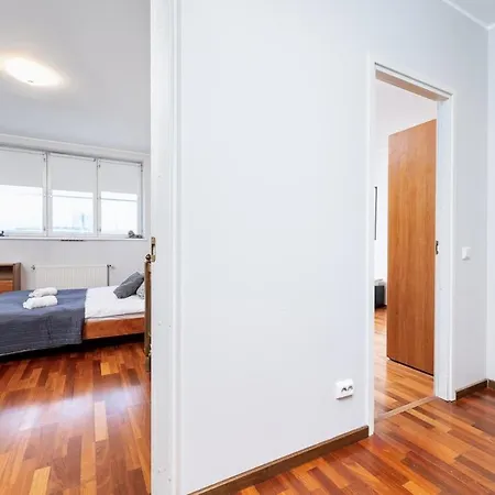 2-story, 3-bedroom Penthouse, Sauna, Free Parking * Tallin