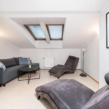 2-story, 3-bedroom Penthouse, Sauna, Free Parking Tallin